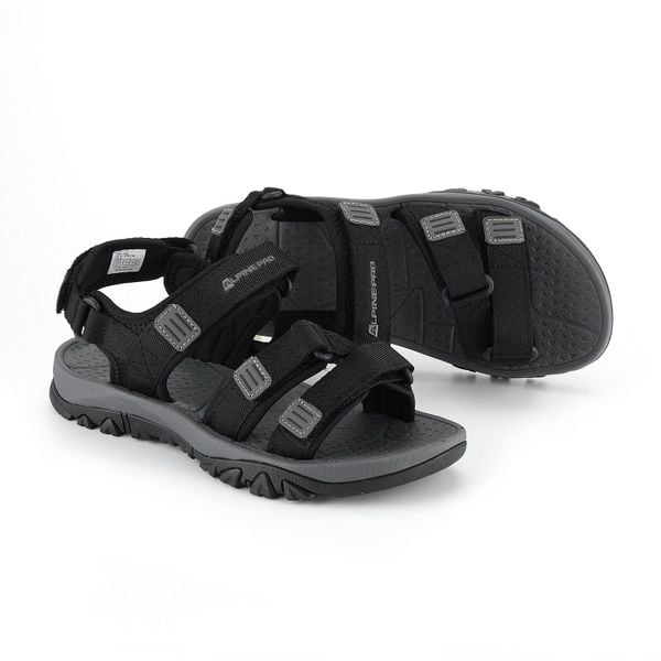Sandały turystyczne unisex Alpine Pro Gode. Czarne sandały Alpine Pro, bez wzorów, z materiału, klasyczne, bez obcasa, bez zapięcia. Za 259.00 zł.