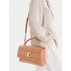 Torebka Nine West. Brązowe torebki klasyczne Nine West, bez wzorów, bez dodatków. Za 349.99 zł.