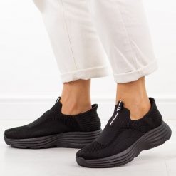 Czarne sportowe buty damskie Filippo Dtn7866/26. Czarne obuwie sportowe Filippo, na lato, z dresówki, bez zapięcia, trekkingowe. Za 119.00 zł.