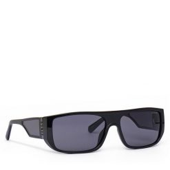 Okulary przeciwsłoneczne Guess. Czarne okulary przeciwsłoneczne Guess, z aplikacjami. Za 359.99 zł.