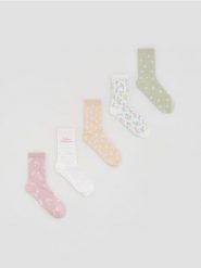 Skarpetki z włóknem bambusowym 5 pack - pastelowy róż. Czerwone skarpety Reserved, bez wzorów, z włókna. Za 49.99 zł.