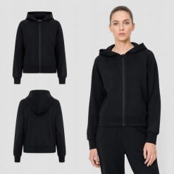 BLUZA DAMSKA DRESOWA 4F ROZPINANA Z KAPTUREM Z MODALEM KOLOR CZARNY. Czarne bluzy 4f, l, bez wzorów, z dresówki, z kapturem. Za 199.99 zł.