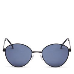 Okulary przeciwsłoneczne DeeZee. Czarne okulary przeciwsłoneczne DeeZee, bez wzorów. Za 49.99 zł.