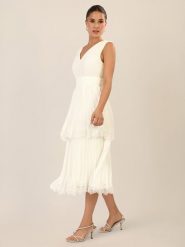 APART Sukienka w kolorze kremowym rozmiar: 42. Brązowe sukienki Apart, bez wzorów, bez kołnierzyka, bez ramiączek, midi. Za 391.99 zł.