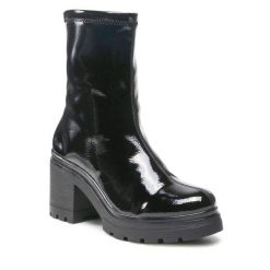 Botki DeeZee. Czarne botki DeeZee, bez wzorów, bez obcasa, na słupku, bez zapięcia. Za 199.99 zł.