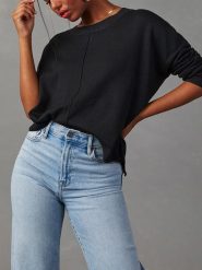Milan Kiss Sweter w kolorze czarnym rozmiar: XL. Czarne swetry Milan Kiss, xl, bez wzorów, bez ramiączek. Za 175.95 zł.