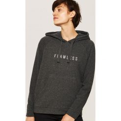 Bluza z napisem - Szary. Bluzy sportowe House. W wyprzedaży za 39.99 zł.