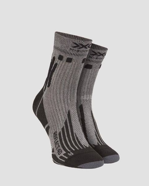 Skarpety X-Socks Run Speed Reflect 4.0. Szare skarpety X Socks, bez wzorów, z materiału. Za 60.00 zł.