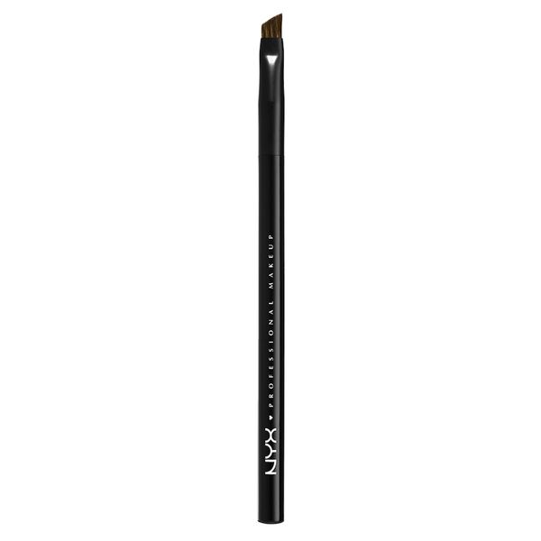 NYX Professional Makeup Pro Angled Brush Pędzle do kresek 1 ct 1 szt. Pędzle NYX Professional Makeup. Za 58.49 zł.