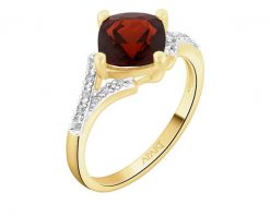 Pierścionek z żółtego złota z diamentami i granatem - próba 585. Żółte pierścionki Apart, z diamentem, złote. Za 3,290.00 zł.