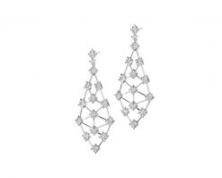 Kolczyki z białego złota z brylantami - 1,82 ct - próba 750. Białe kolczyki Apart, z brylantem, złote. Za 27,990.00 zł.
