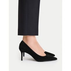 Szpilki GINO ROSSI. Czarne szpilki Gino Rossi, bez wzorów, bez obcasa, na szpilce, bez zapięcia. Za 279.99 zł.
