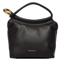 Torebka Coccinelle. Czarne torebki klasyczne Coccinelle, bez wzorów, bez dodatków. Za 889.99 zł.