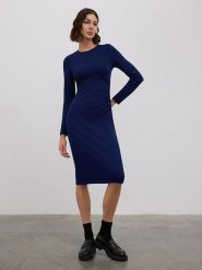 BGN Sukienka w kolorze granatowym rozmiar: 38. Niebieskie sukienki BGN, na imprezę, bez wzorów, bez kołnierzyka, bez ramiączek, midi. Za 122.67 zł.