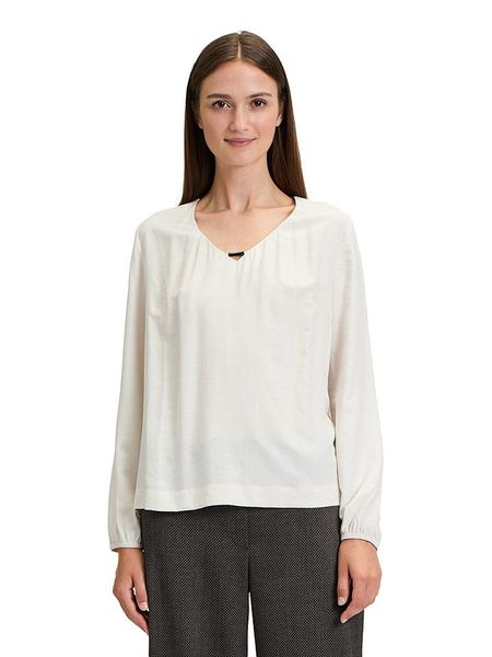 BETTY & CO Bluzka w kolorze kremowym rozmiar: 46. Brązowe bluzki Betty & Co, z aplikacjami, bez kołnierzyka, bez ramiączek. Za 55.95 zł.