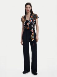 Desigual Kombinezon Paisley 25SWPW20 Czarny Regular Fit. Czarne sukienki Desigual, xs, bez wzorów, z wiskozy, bez kołnierzyka, bez ramiączek. Za 419.99 zł.