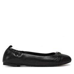 Baleriny MICHAEL Michael Kors. Czarne baleriny MICHAEL Michael Kors, bez wzorów, bez obcasa. Za 279.99 zł.