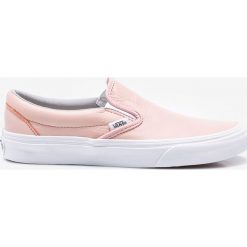 Vans - Tenisówki. Czerwone trampki Vans, bez wzorów, z gumy, bez zapięcia. W wyprzedaży za 199.90 zł.