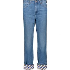 Dżinsy - Boyfriend fit - w kolorze niebieskim. Niebieskie jeansy Wrangler, l, z aplikacjami. W wyprzedaży za 175.95 zł.