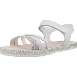 Sandały PABLOSKY 450000P Biały. Białe sandały PABLOSKY, bez wzorów, ze skóry, sportowe, bez obcasa, bez zapięcia. Za 284.99 zł.