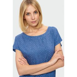 Wiskozowa bluzka. Bluzki Greenpoint, bez wzorów, z wiskozy, bez kołnierzyka, bez ramiączek. Za 39.99 zł.
