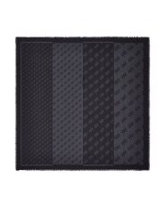Guess Chusta AW5526 VIS03 Szary. Szare rękawiczki Guess, z aplikacjami, z wiskozy. Za 194.99 zł.