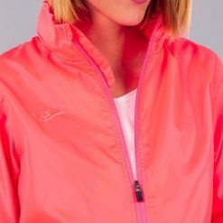 Kurtka do biegania damska Joma Galia przeciwdeszczowa. Brązowe kurtki sportowe Joma, xs, bez wzorów, bez kaptura, do biegania. Za 123.99 zł.