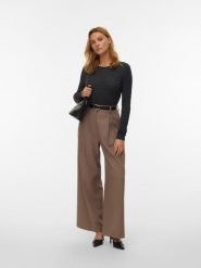 Vero Moda Sweter w kolorze antracytowym rozmiar: L. Czarne swetry Vero Moda, l, bez wzorów, z wiskozy, bez ramiączek. Za 104.99 zł.