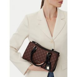 Torebka Nine West. Brązowe torebki klasyczne Nine West, bez wzorów, bez dodatków. Za 299.99 zł.