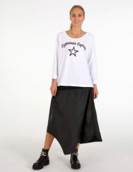 Bluzka z napisami. Bluzki Unisono, s, bez wzorów, z bawełny, bez kołnierzyka, bez ramiączek. Za 89.00 zł.