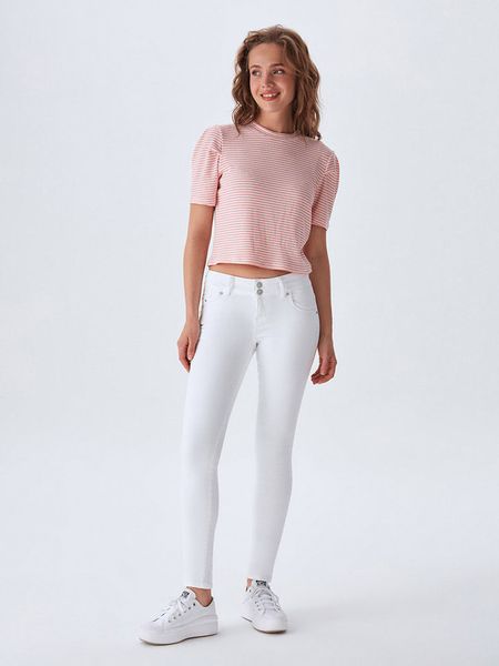 LTB Dżinsy "Molly M" - Slim fit - w kolorze białym rozmiar: W30/L32. Białe jeansy LTB, l, z aplikacjami, z podwyższonym stanem. Za 224.77 zł.