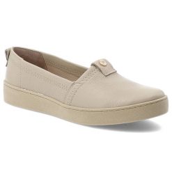 Beżowe Półbuty Armodo Stylowe Wsuwane Obuwie Damskie. Brązowe półbuty wsuwane Armodo, bez wzorów, ze skóry, eleganckie, bez obcasa, bez zapięcia. Za 309.00 zł.
