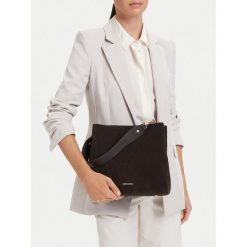 Torebka GINO ROSSI. Brązowe torebki klasyczne Gino Rossi, bez wzorów, bez dodatków. Za 499.99 zł.