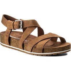 Sandały TIMBERLAND - Malibu Waves Ankle A1MQR Saddle. Brązowe sandały Timberland, bez wzorów, z materiału, bez obcasa, bez zapięcia. W wyprzedaży za 289.00 zł.