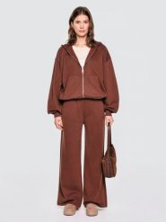 Bluza damska rozpinana z kapturem brązowa Marta 804. Brązowe bluzy Big Star, l, bez wzorów, z dzianiny, z kapturem. Za 249.99 zł.
