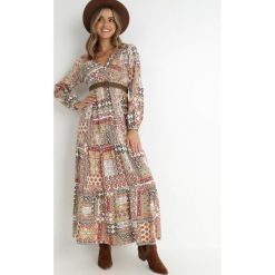 Beżowo-Różowa Sukienka z Kopertowym Dekoltem w Patchworkowy Wzór Betey. Brązowe sukienki Born2be, na co dzień, l, bez wzorów, z jeansu, eleganckie, bez kołnierzyka, bez ramiączek, maxi, kopertowe. Za 109.99 zł.