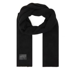 Szalik Guess. Czarne szaliki Guess, z aplikacjami. Za 329.99 zł.
