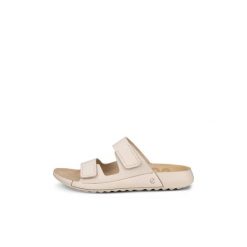 Kobiece klapki na koturnie Ecco Cozmo Strap. Brązowe klapki ecco, bez wzorów, ze skóry, bez obcasa, na koturnie. Za 424.60 zł.