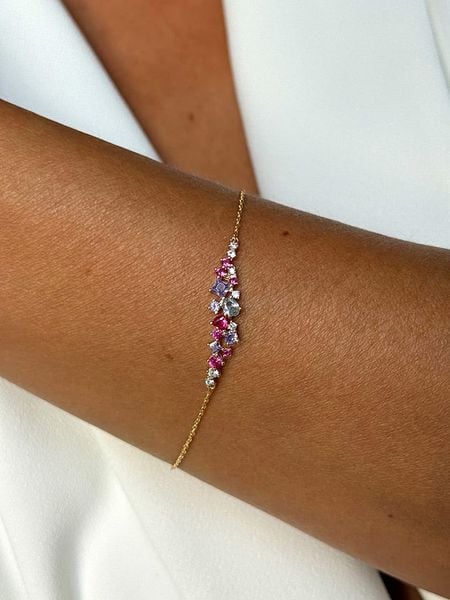 DI GIORGIO Pozłacana bransoletka z elementem ozdobnym rozmiar: onesize. Czerwone bransoletki DI GIORGIO, z cyrkonią, pozłacane. Za 170.07 zł.