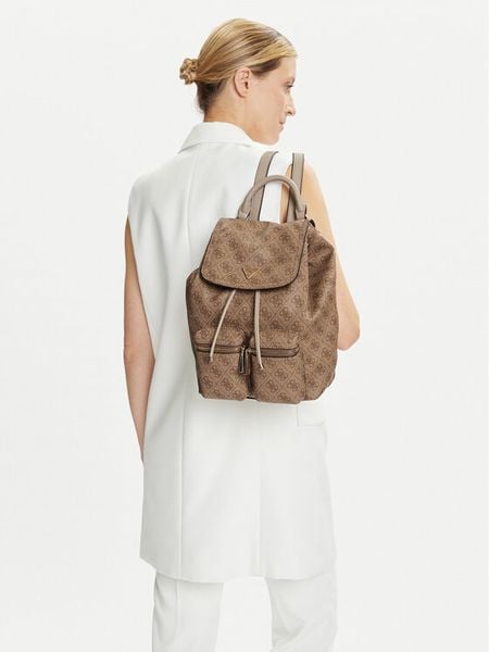 Guess Plecak HWSG71 18310 Beżowy. Brązowe plecaki Guess, z aplikacjami, ze skóry. Za 319.99 zł.