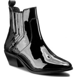 Botki PEPE JEANS - Dina New Elastic PLS50221 Black 999. Czarne botki Pepe Jeans, bez wzorów, z jeansu, bez obcasa, na obcasie, bez zapięcia. W wyprzedaży za 329.00 zł.