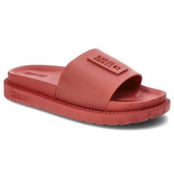Czerwone Klapki Big Star Modne Buty Na Lato. Czerwone klapki Big Star, bez wzorów, bez obcasa. Za 99.99 zł.