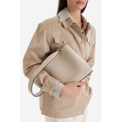 Torebka GINO ROSSI. Torebki klasyczne Gino Rossi, bez wzorów, bez dodatków. Za 279.99 zł.