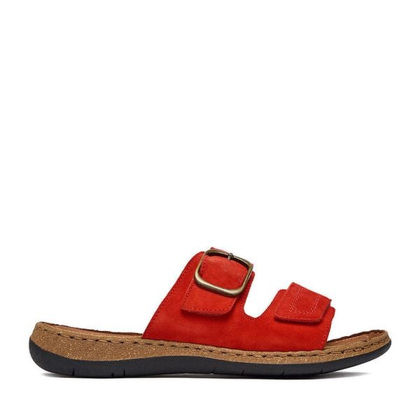 Klapki Go Soft. Czerwone klapki GO SOFT, bez wzorów, bez obcasa. Za 169.99 zł.