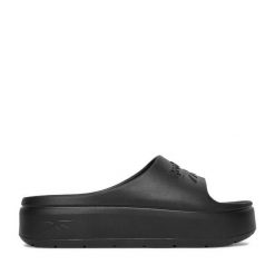 Klapki Reebok. Czarne klapki Reebok, bez wzorów, bez obcasa. Za 119.99 zł.