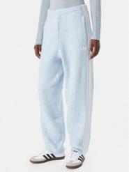 Adidas Spodnie dresowe Adiluna Season 2 X Jennie Knitted Loose Joggers LD8917 Niebieski Relaxed Fit. Niebieskie spodnie dresowe Adidas, l, bez wzorów, z dresówki. Za 439.99 zł.