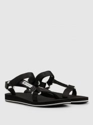 Sandały SVING damskie 4F 4FRSS26FSANF128. Czerwone sandały 4f, bez wzorów, z gumy, wakacyjne, bez obcasa, bez zapięcia. Za 129.99 zł.