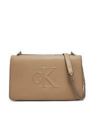Calvin Klein Jeans Torebka Sculpted Ew Flap25 Shoulder Bag LV04K3035G Beżowy. Brązowe torebki klasyczne Calvin Klein Jeans, bez wzorów, z jeansu, bez dodatków. Za 329.99 zł.