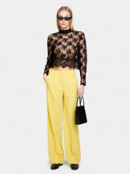 Sisley Bluzka 5XDMLQ06B Czarny Regular Fit. Czarne bluzki Sisley, xs, bez wzorów, z syntetyku, bez kołnierzyka, bez ramiączek. Za 319.99 zł.