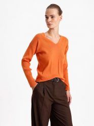 BGN Sweter w kolorze pomarańczowym rozmiar: 36. Pomarańczowe swetry BGN, bez wzorów, bez ramiączek. Za 88.23 zł.